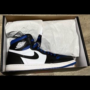 Jordan 1 retro OG royal toe $200